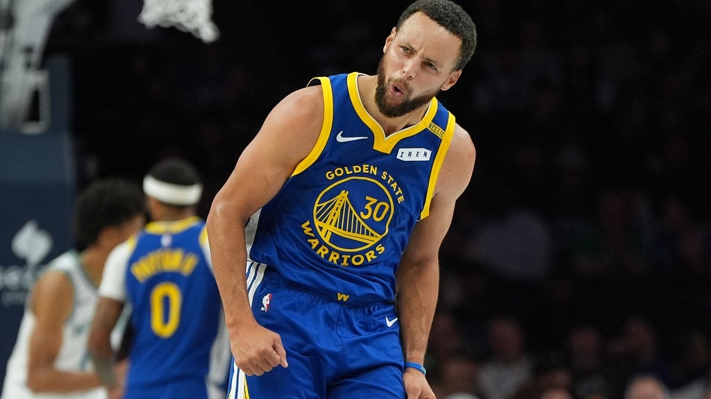 Curry scores 44 points as the Warriors hold on to beat the Timberwolves 119-114 — Moorhead Sports news