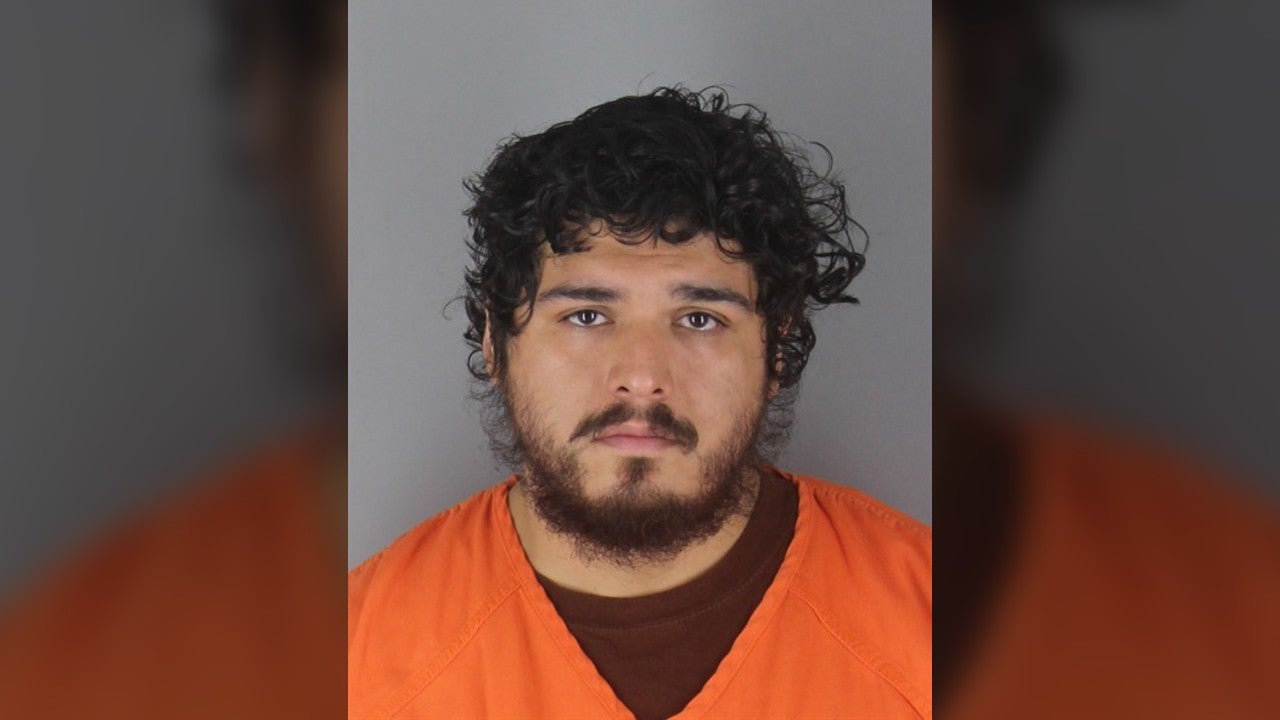 Charges: Bloomington man stabbed roommate while he was asleep, severely injuring him — Moorhead Real Estate news